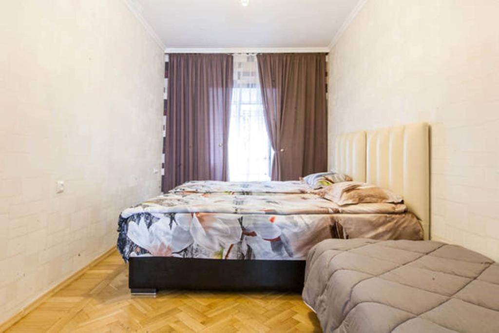 Garry Apartment Tbilisi Ngoại thất bức ảnh